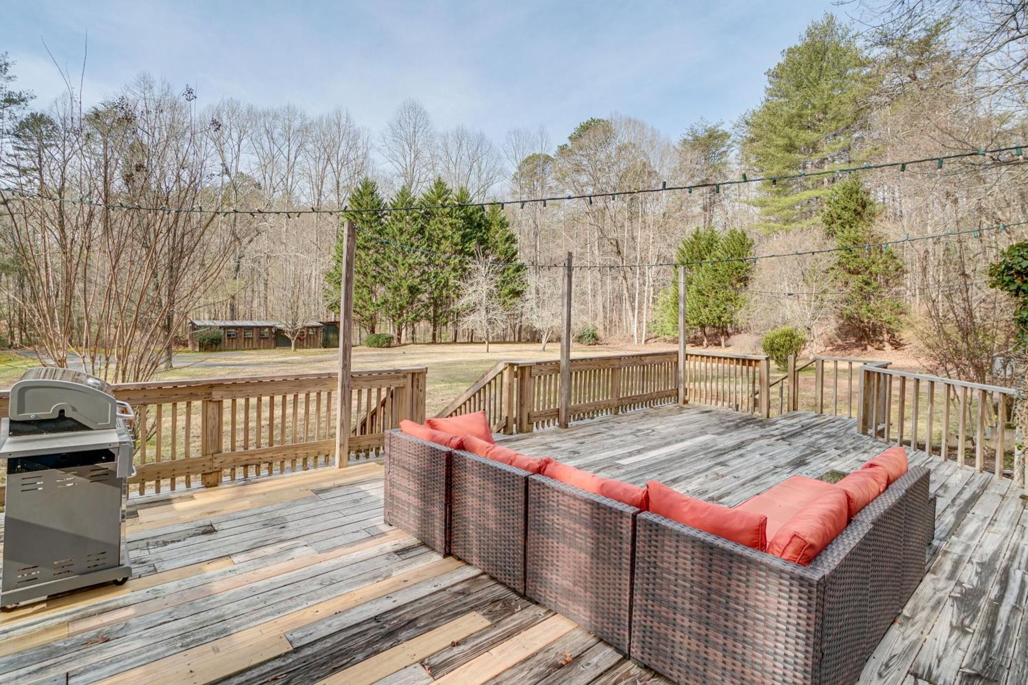 Sautee Nacoochee Charming Cabin With Fire Pit And Decks About 7 Mi To Helen מראה חיצוני תמונה